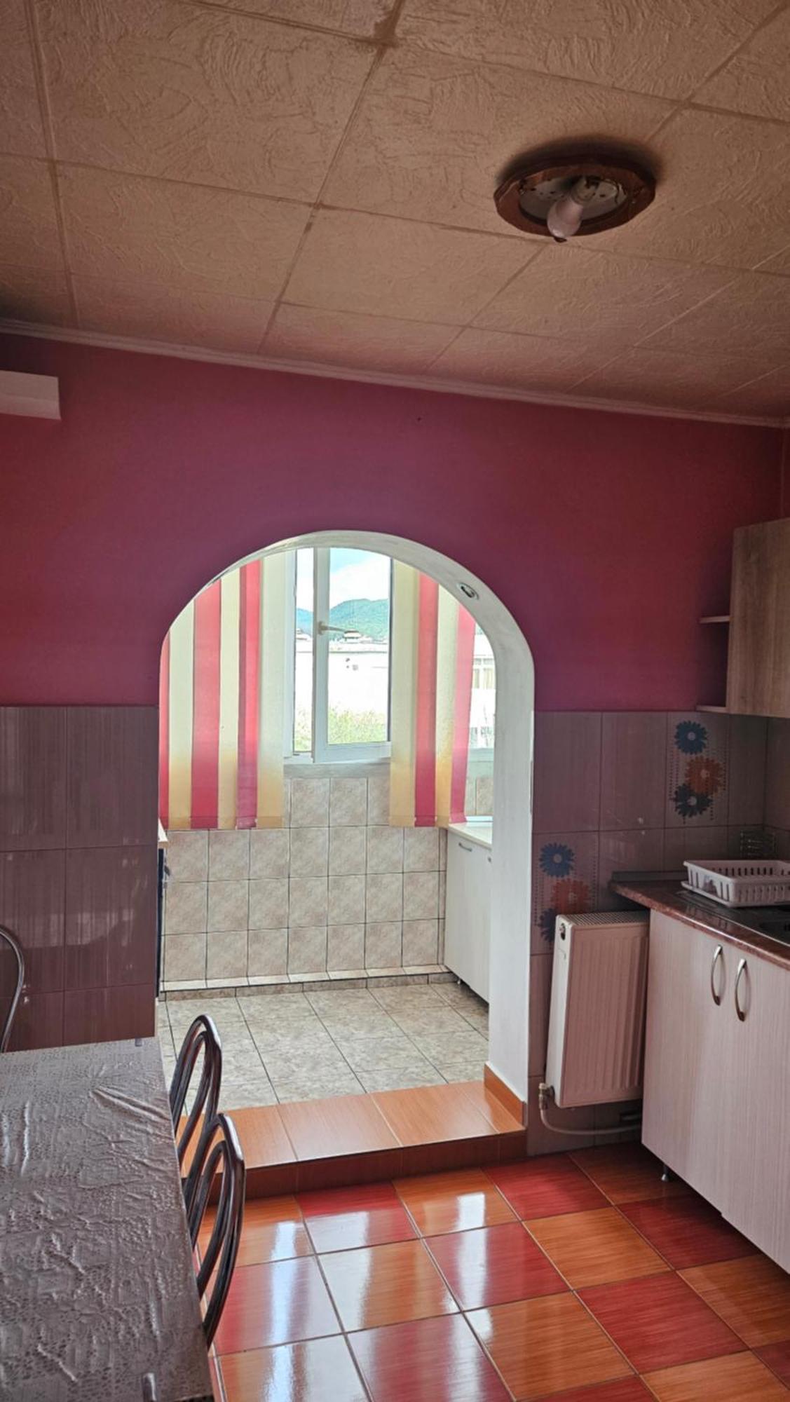 Simona Apartment Curtea De Arges Ngoại thất bức ảnh